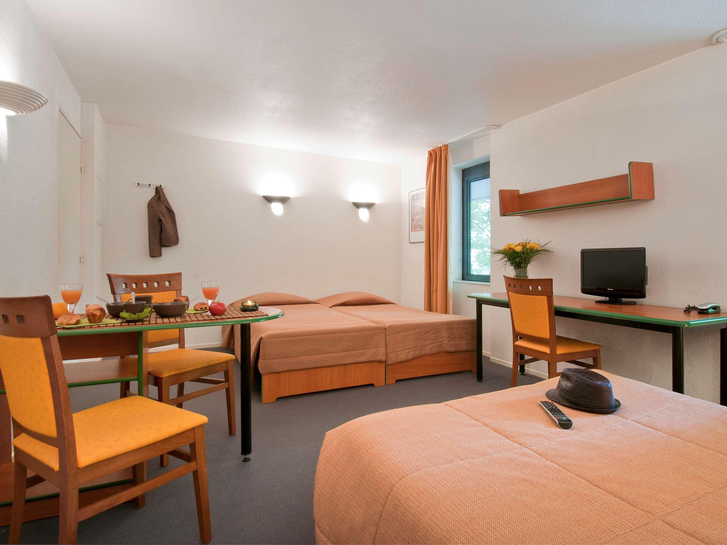 Aparthotel Adagio Access La Defense - Leonard De Vinci Courbevoie Kültér fotó