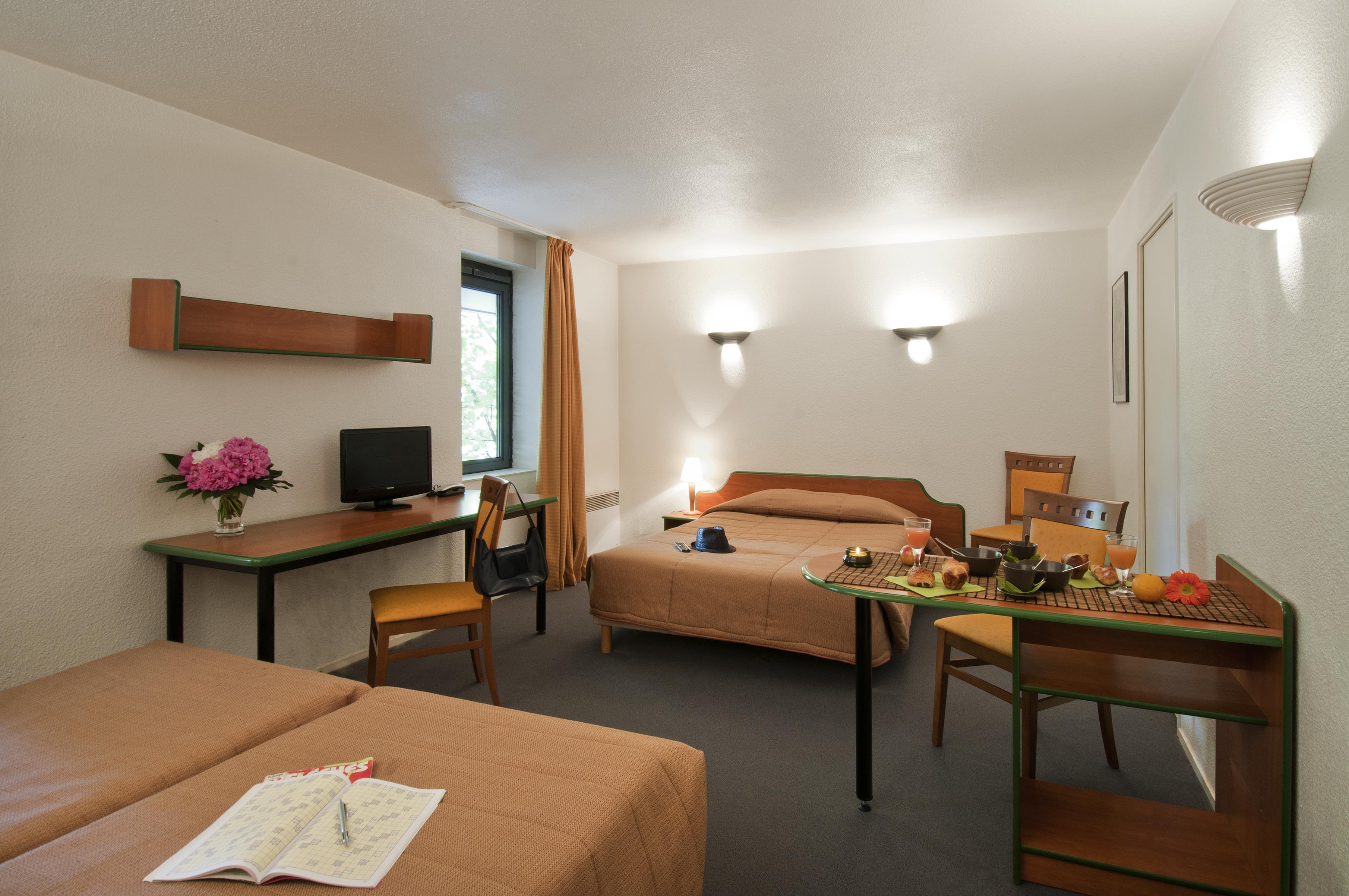 Aparthotel Adagio Access La Defense - Leonard De Vinci Courbevoie Kültér fotó