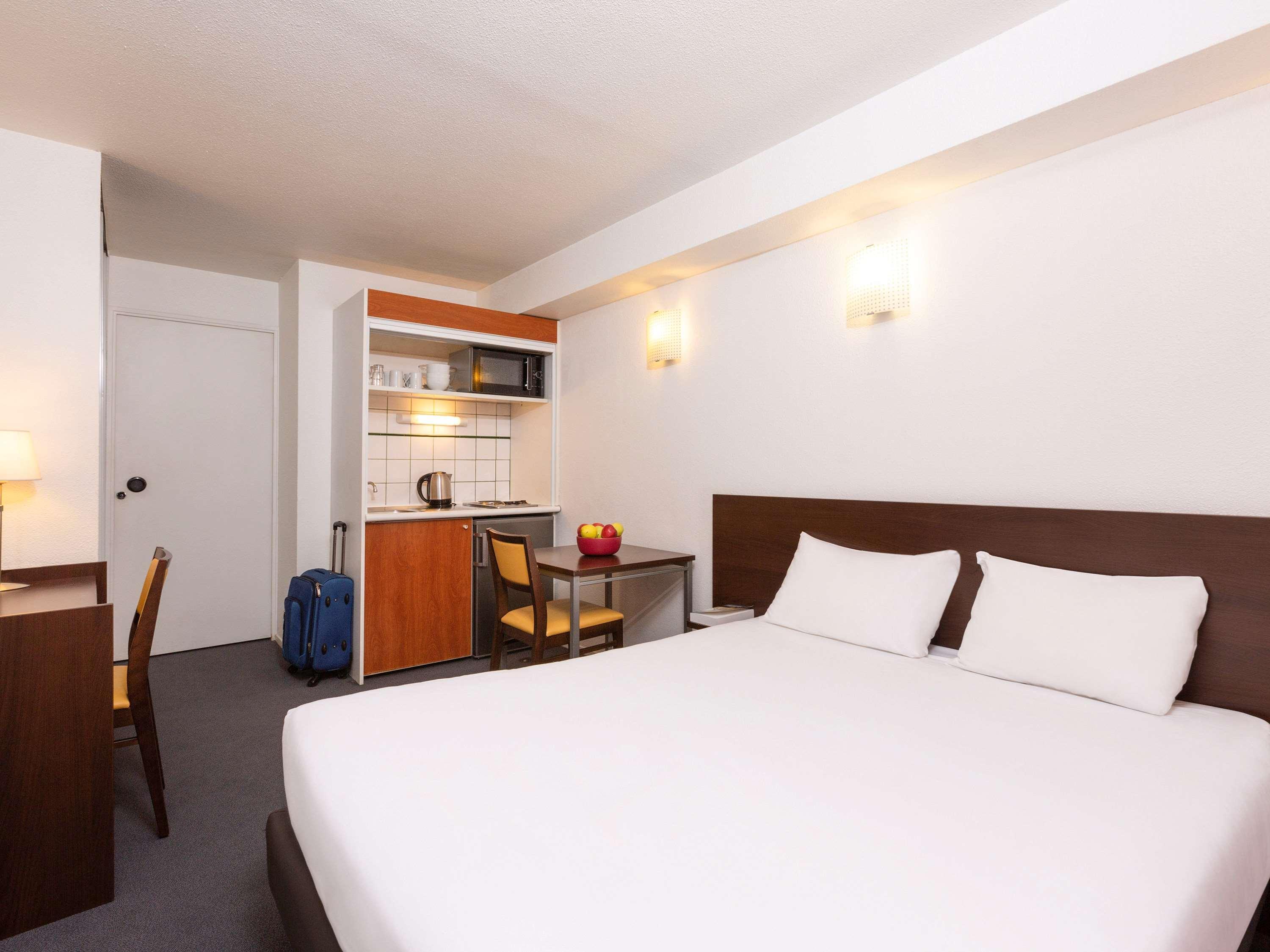 Aparthotel Adagio Access La Defense - Leonard De Vinci Courbevoie Kültér fotó