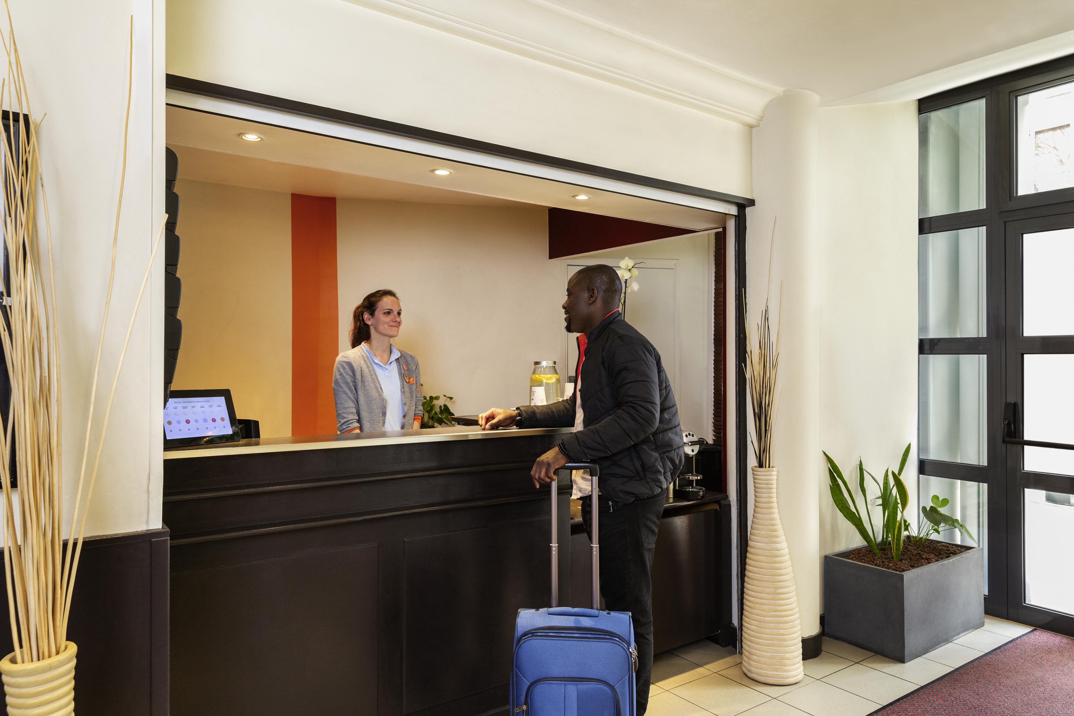 Aparthotel Adagio Access La Defense - Leonard De Vinci Courbevoie Kültér fotó