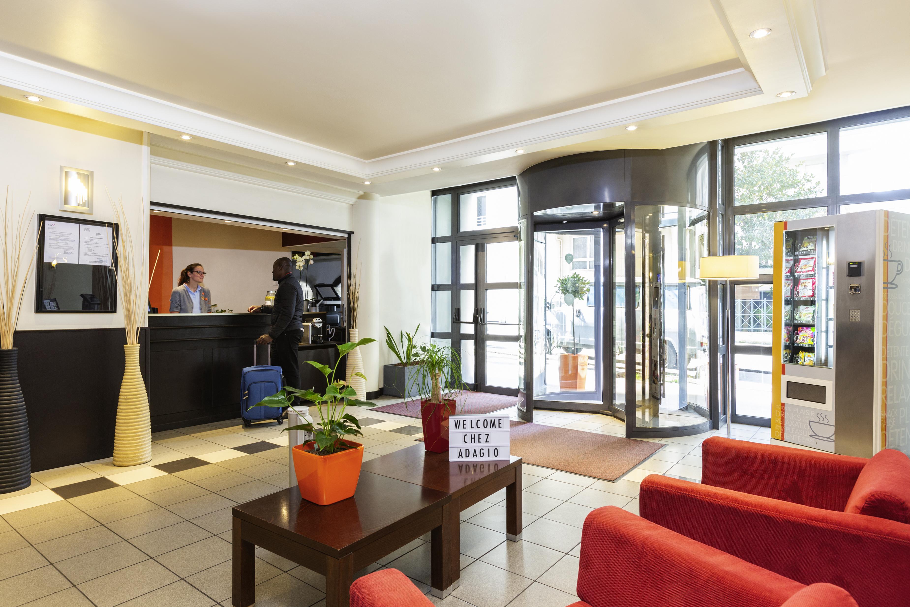 Aparthotel Adagio Access La Defense - Leonard De Vinci Courbevoie Kültér fotó